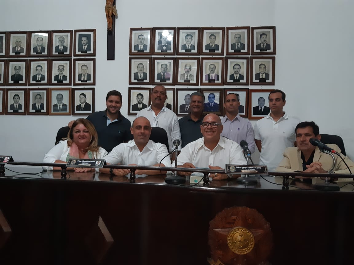 Decisão Judicial afasta Prefeito e Vice-Prefeito