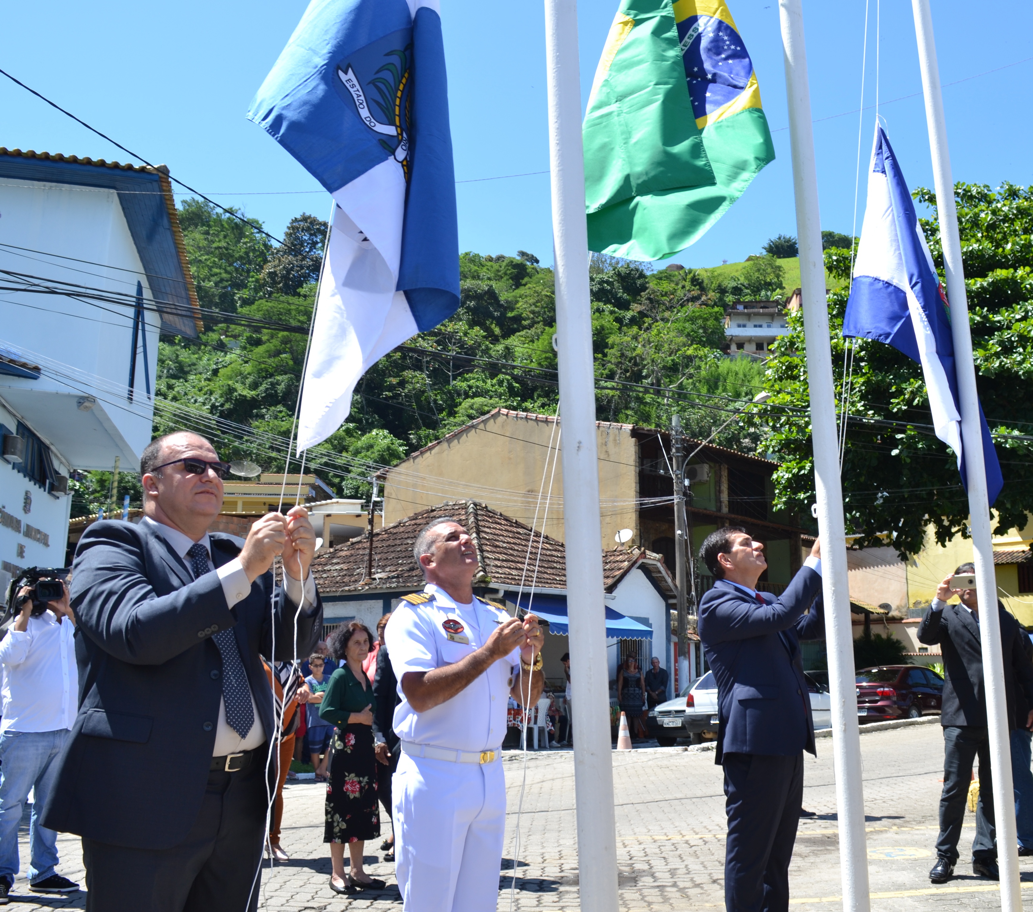 Sessão Solene Comemora 187 anos de Emancipação 