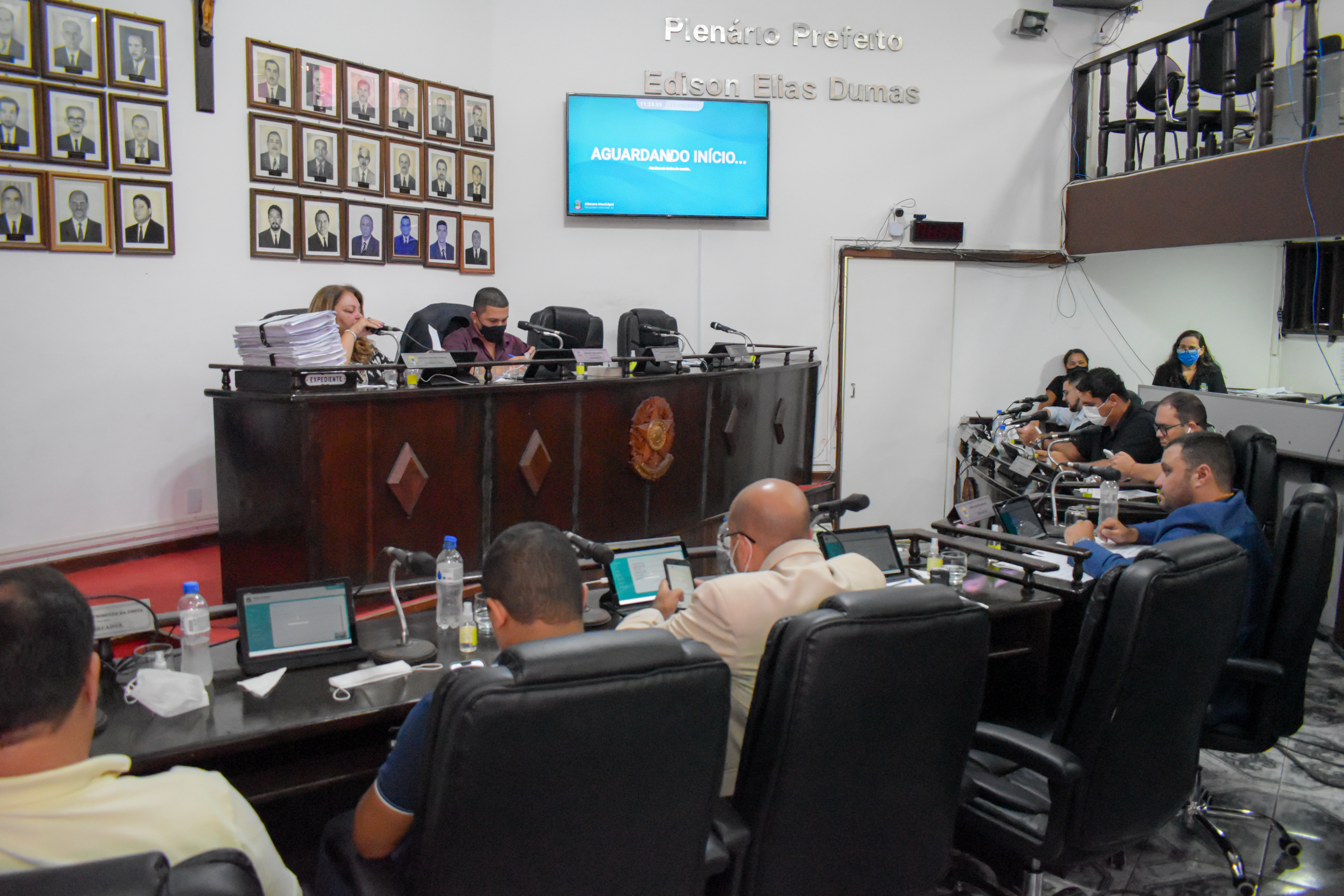  VEREADORES REALIZAM PRIMEIRA SESSÃO ORDINÁRIA DO ANO DE 2022